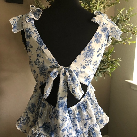 Floral Ruffle Top - Picture 2 of 2